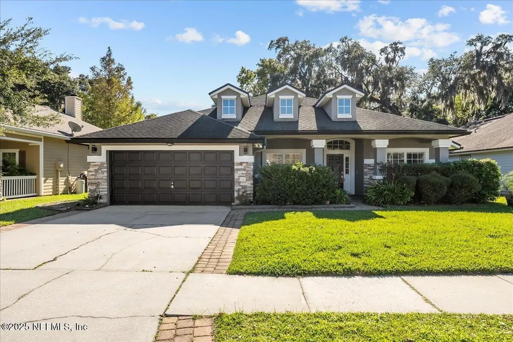 536 Summer Breeze Drive N Jacksonville FL 32218