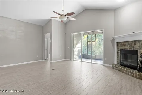 536 Summer Breeze Drive N Jacksonville FL 32218