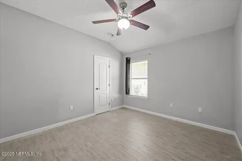 536 Summer Breeze Drive N Jacksonville FL 32218