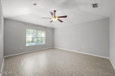 536 Summer Breeze Drive N Jacksonville FL 32218