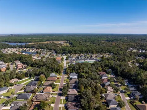 536 Summer Breeze Drive N Jacksonville FL 32218