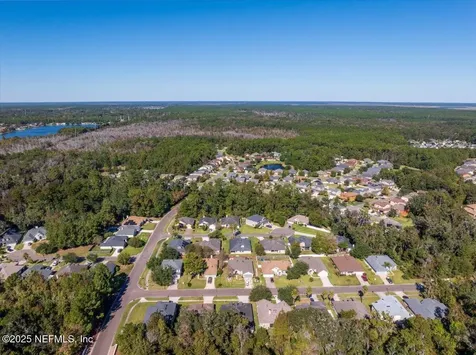536 Summer Breeze Drive N Jacksonville FL 32218