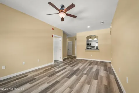10550 Baymeadows Road Jacksonville FL 32256
