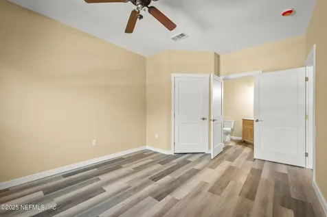 10550 Baymeadows Road Jacksonville FL 32256