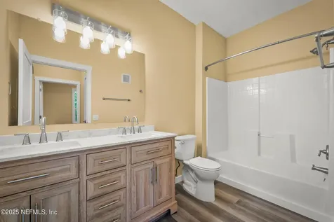 10550 Baymeadows Road Jacksonville FL 32256