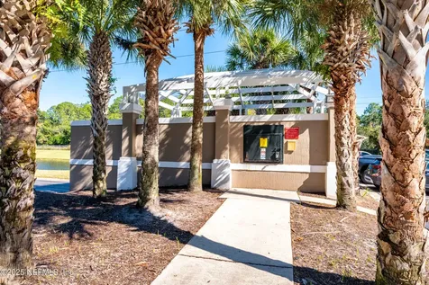 10550 Baymeadows Road Jacksonville FL 32256