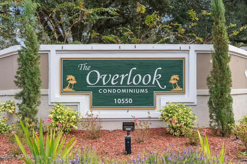 10550 Baymeadows Road Jacksonville FL 32256