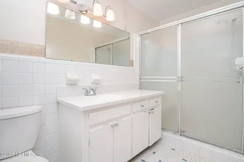 1122 Catalina Road W Jacksonville FL 32216