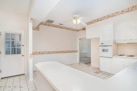 1122 Catalina Road W Jacksonville FL 32216
