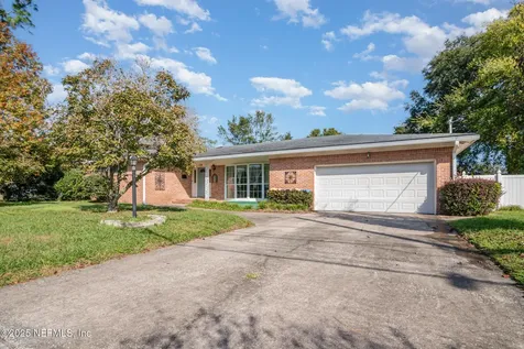 1122 Catalina Road W Jacksonville FL 32216