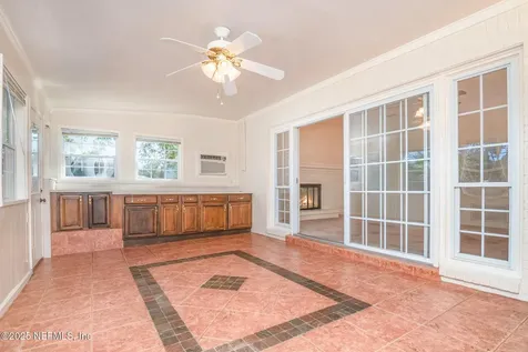 1122 Catalina Road W Jacksonville FL 32216
