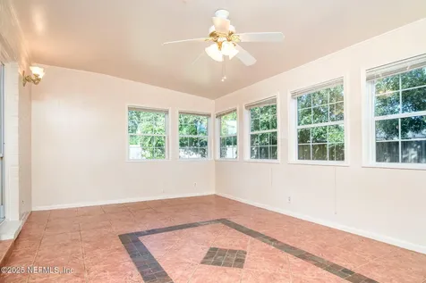 1122 Catalina Road W Jacksonville FL 32216