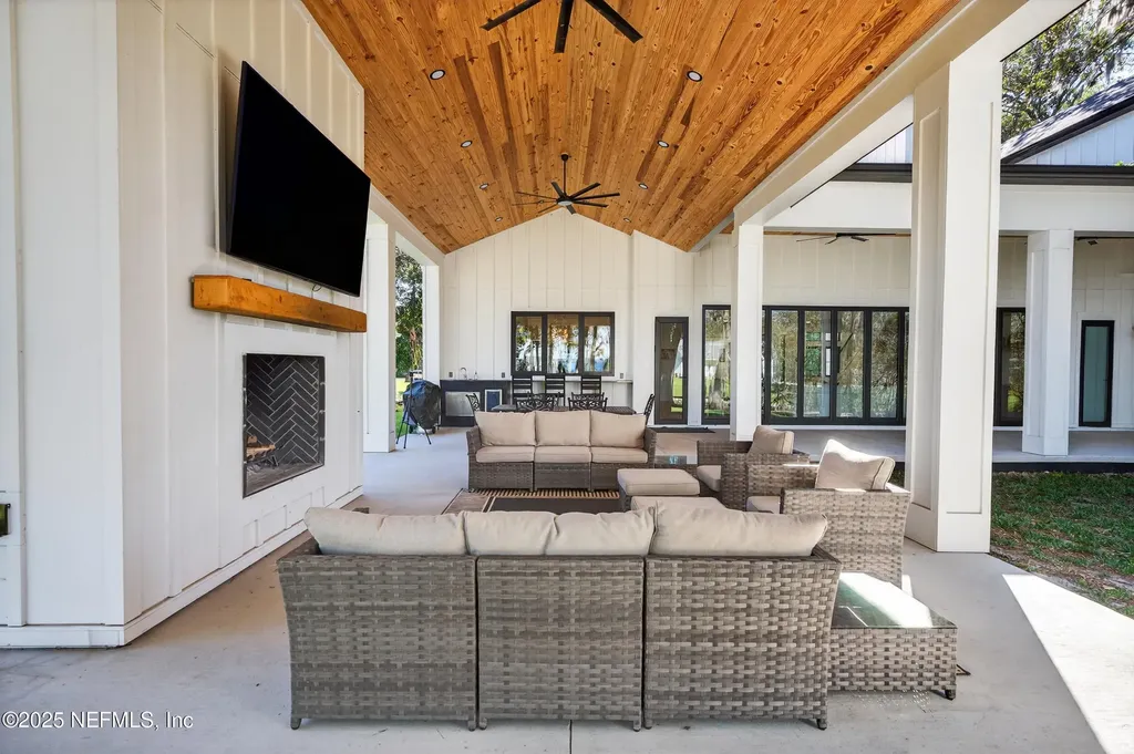 4162 Riverview Circle Green Cove Springs FL 32043