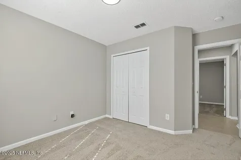 7273 Volley Drive N Jacksonville FL 32277