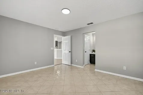7273 Volley Drive N Jacksonville FL 32277