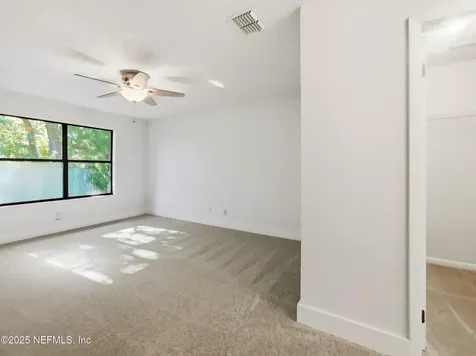 2440 Deloach Lane Jacksonville FL 32216