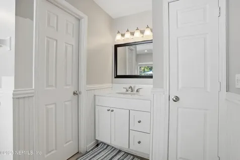 1228 Shallowford Drive W Jacksonville FL 32225