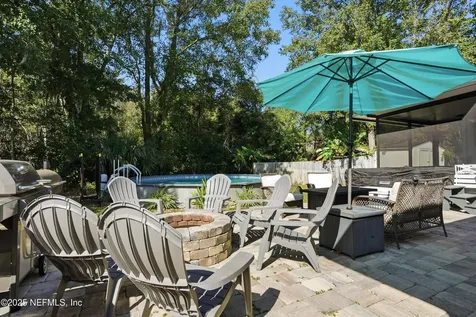 1228 Shallowford Drive W Jacksonville FL 32225