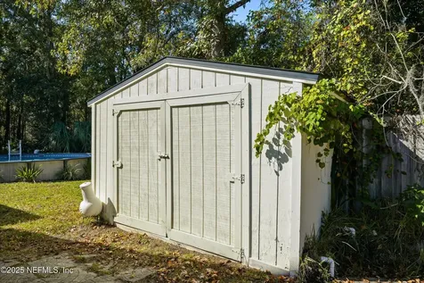 1228 Shallowford Drive W Jacksonville FL 32225