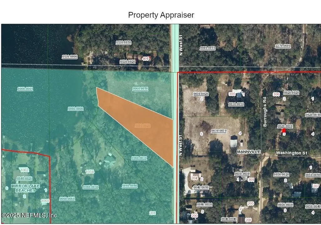 301 N West Street Interlachen FL 32148