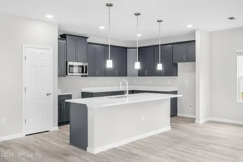 8650 Crystalline Lane Jacksonville FL 32221