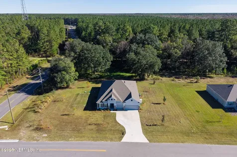 56310 Creekside Way Callahan FL 32011