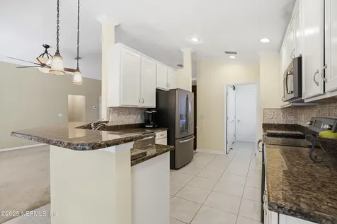 9268 Waterglen Lane Jacksonville FL 32256