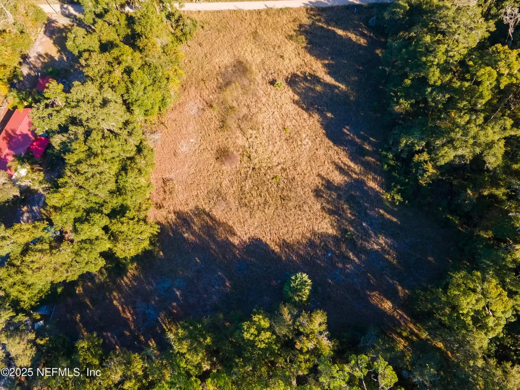 305 N West Street Interlachen FL 32148