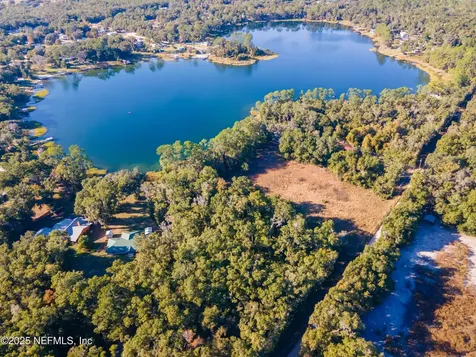 205 N West Street Interlachen FL 32148