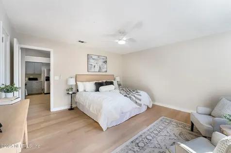 2438 White Horse Road W Jacksonville FL 32246
