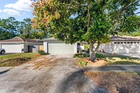 2438 White Horse Road W Jacksonville FL 32246