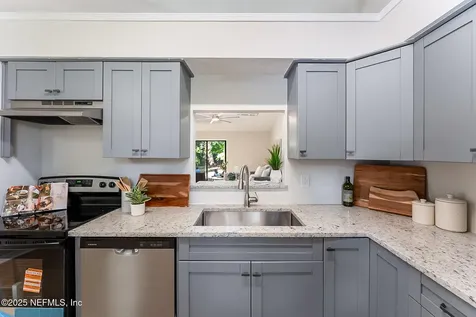 2438 White Horse Road W Jacksonville FL 32246