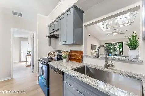 2438 White Horse Road W Jacksonville FL 32246