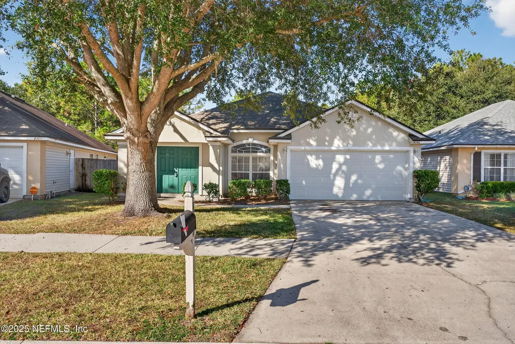 8342 Staplehurst Drive W Jacksonville FL 32244