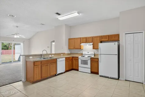 8342 Staplehurst Drive W Jacksonville FL 32244