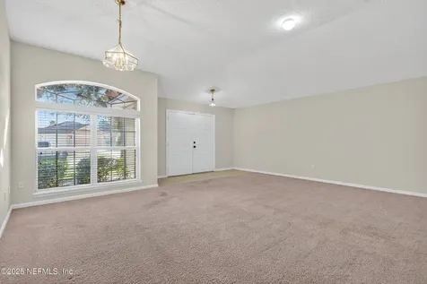 8342 Staplehurst Drive W Jacksonville FL 32244