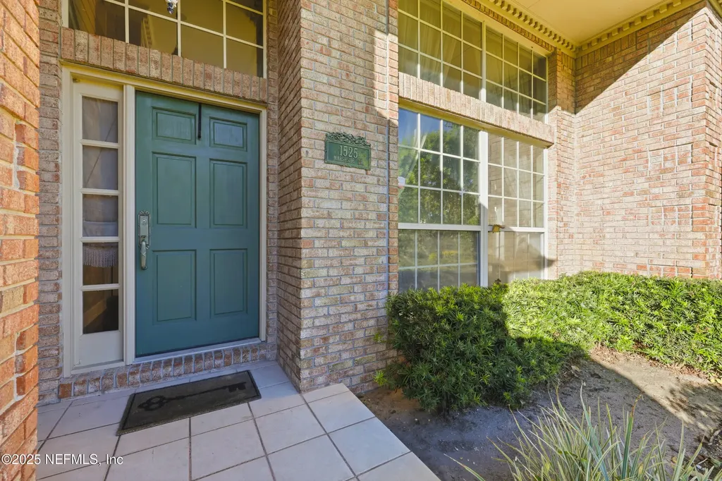 1525 Marshside Drive Jacksonville Beach FL 32250