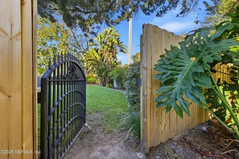 1525 Marshside Drive Jacksonville Beach FL 32250