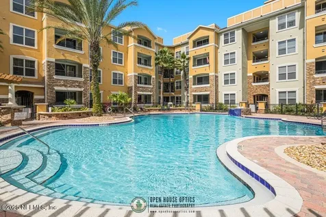 8539 Gate Parkway W Jacksonville FL 32216