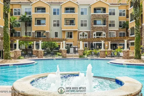8539 Gate Parkway W Jacksonville FL 32216