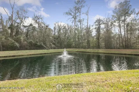 8539 Gate Parkway W Jacksonville FL 32216