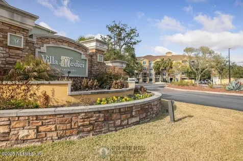 8539 Gate Parkway W Jacksonville FL 32216