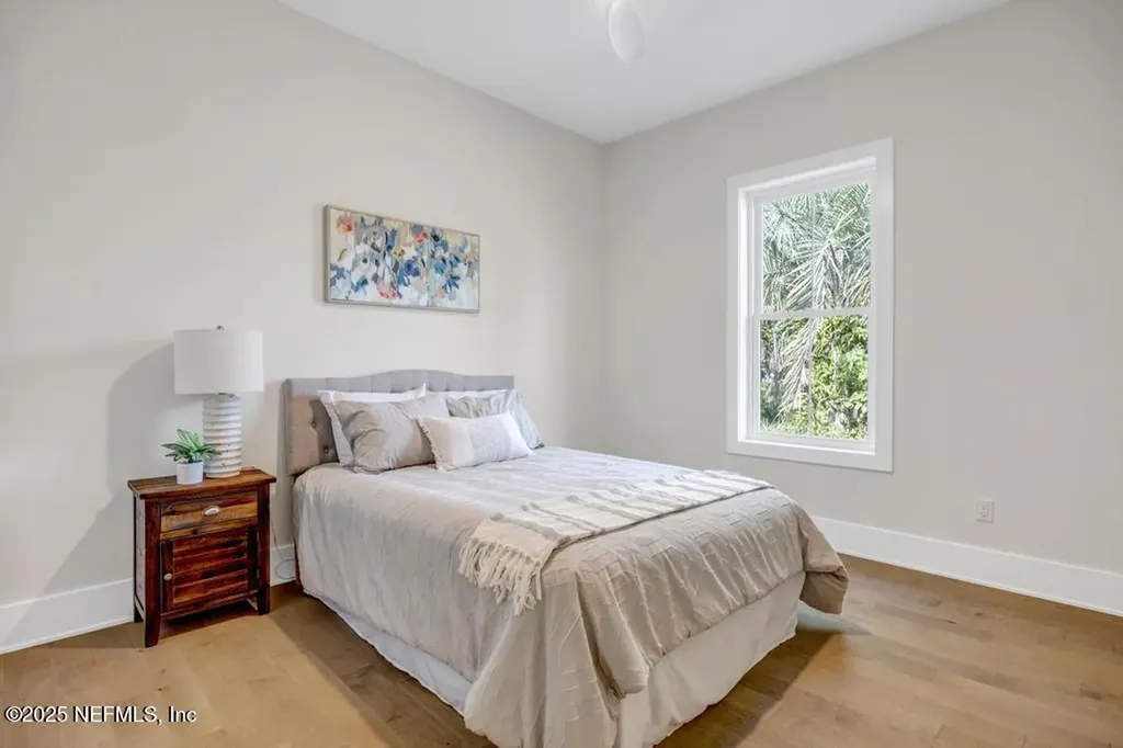 552 Seagate Avenue Neptune Beach FL 32266