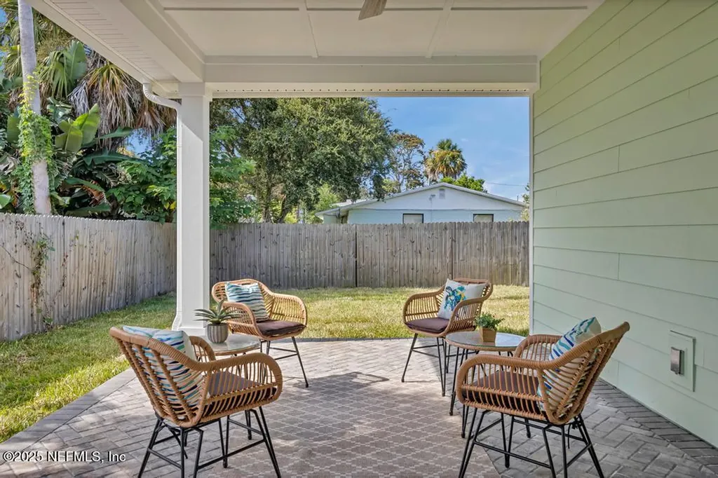 552 Seagate Avenue Neptune Beach FL 32266