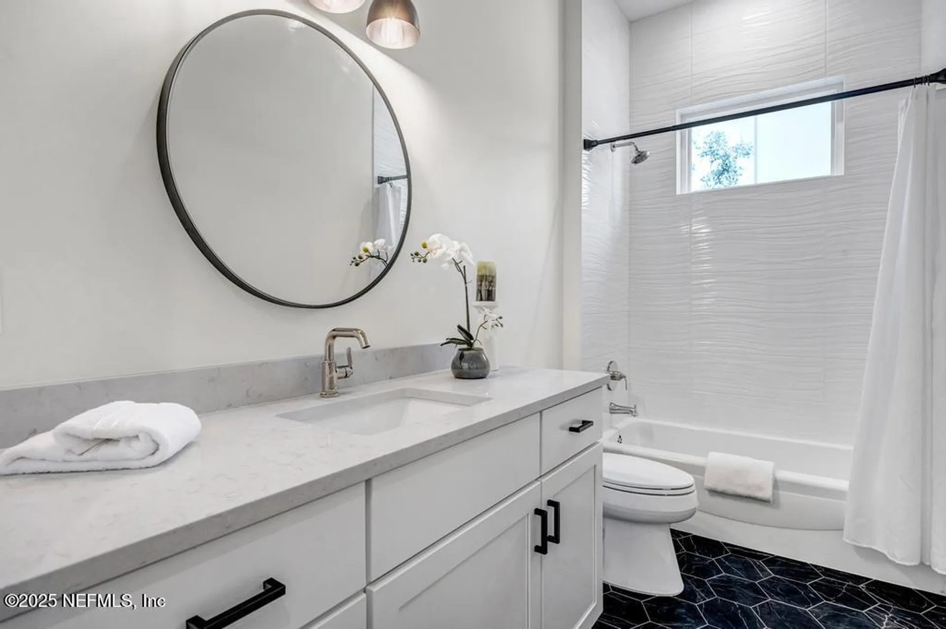 552 Seagate Avenue Neptune Beach FL 32266