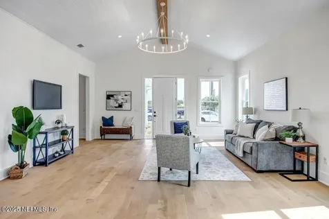 552 Seagate Avenue Neptune Beach FL 32266