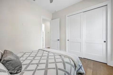 552 Seagate Avenue Neptune Beach FL 32266