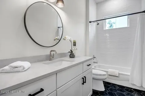 552 Seagate Avenue Neptune Beach FL 32266