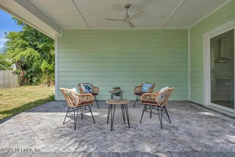 552 Seagate Avenue Neptune Beach FL 32266