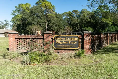 8140 Morristown Trail Jacksonville FL 32244
